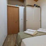 A28 - Castela Street Townhouse In Espiche *